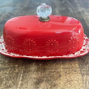 Pioneer Woman Red Floral Bursts Covered Butter Dish Clear Top Knob lid